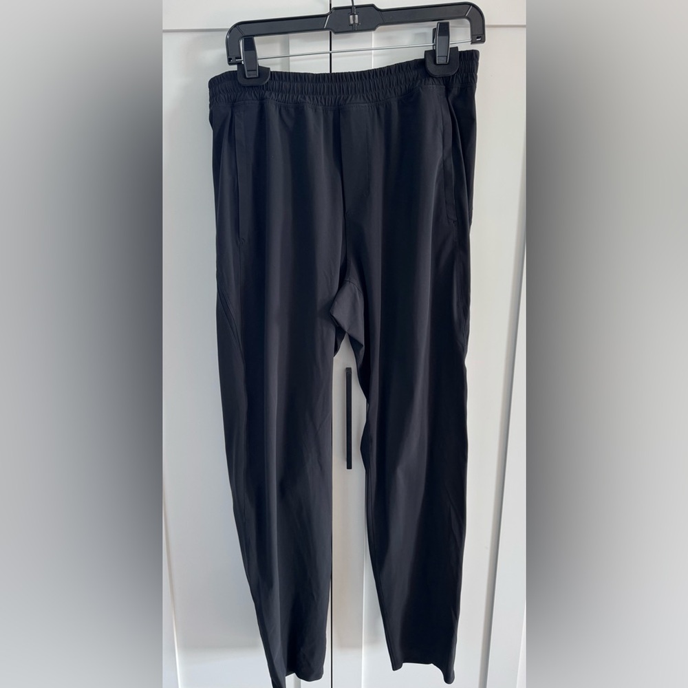 Lululemon Black Pace Breaker pants size M